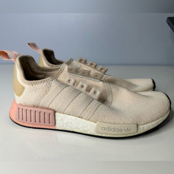 ADIDAS NMD R1 Bliss Tech Soft Pink size 8.5 women’s - Picture 1 of 6